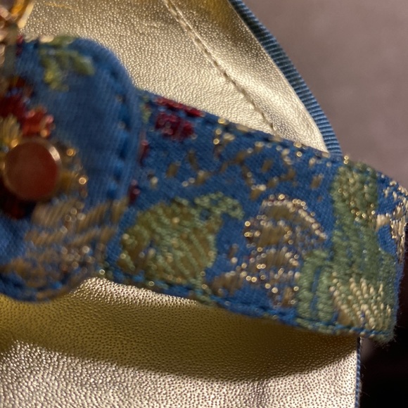 LAUNDRY by Shelli Segal Rhinestone and GOLD braided High Heel Sandals - Picture 12 of 12